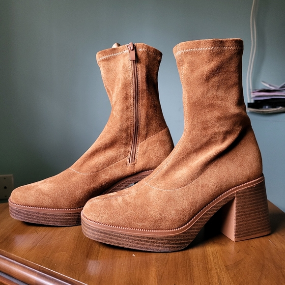 Hughez Brown Suede Platform Boots - Picture 3 of 7